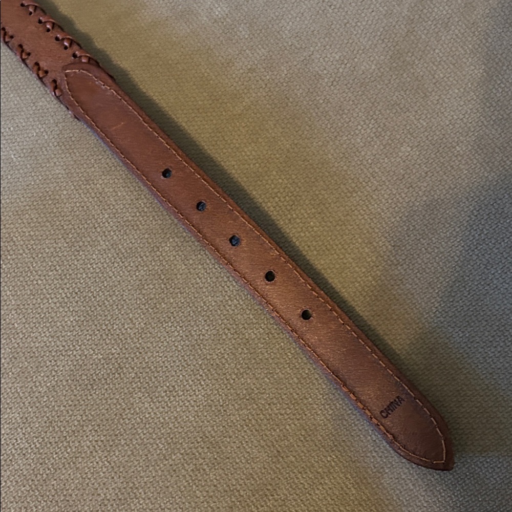 Justin Tan Leather Belt with Ornate Silver Buckle like new size 28 - Picture 7 of 7